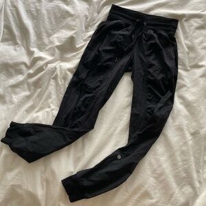 lululemon dance studio joggers size 2